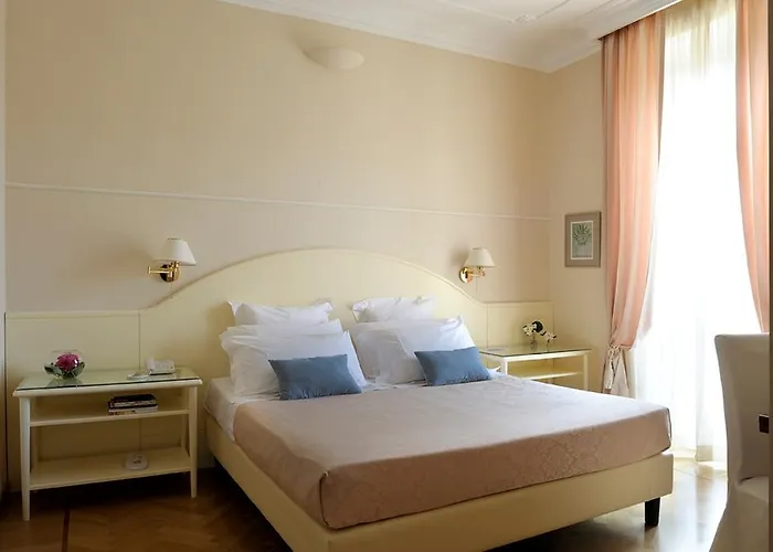 Apart Otel Dea 4*